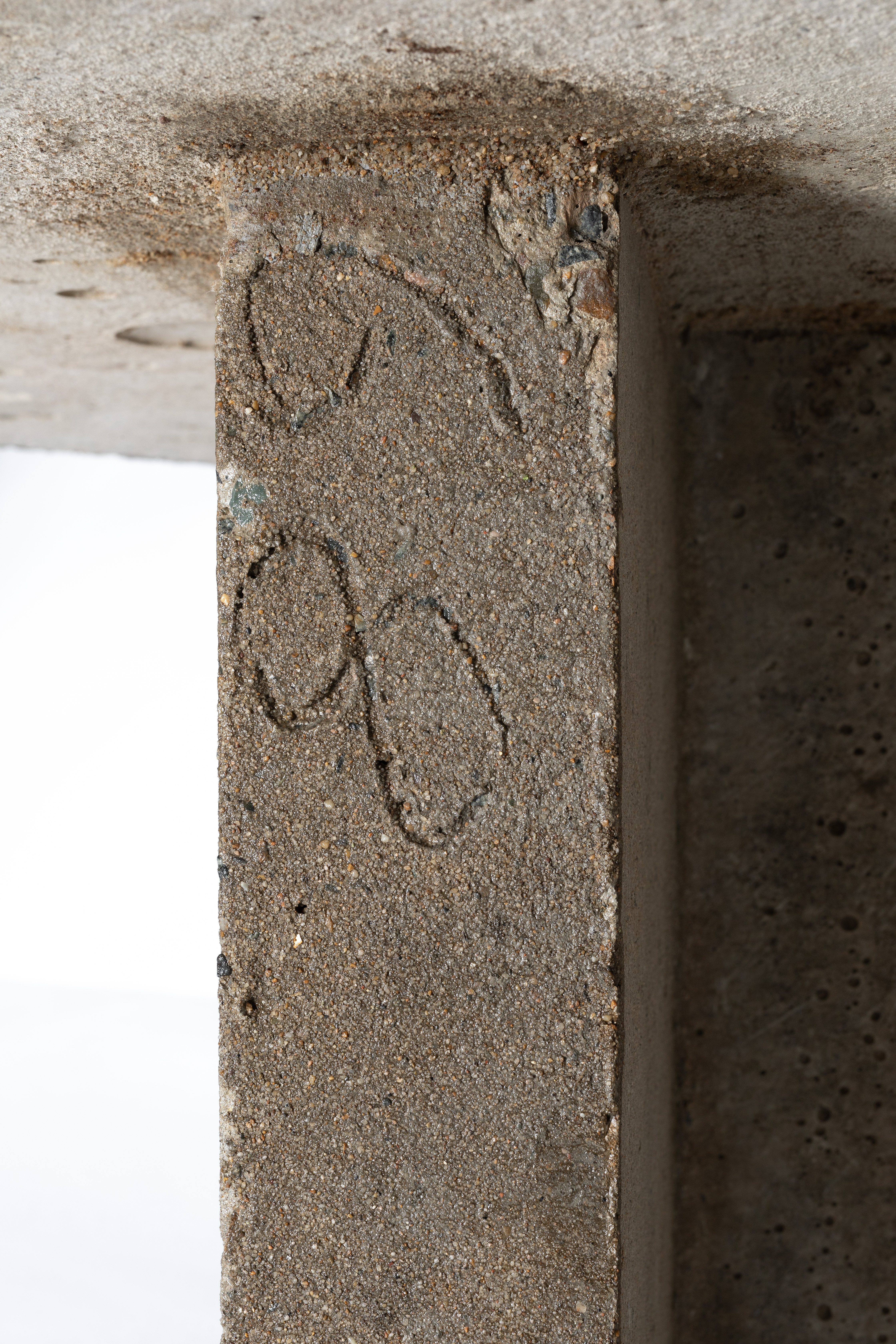 Opera House Table 01 - Image 3