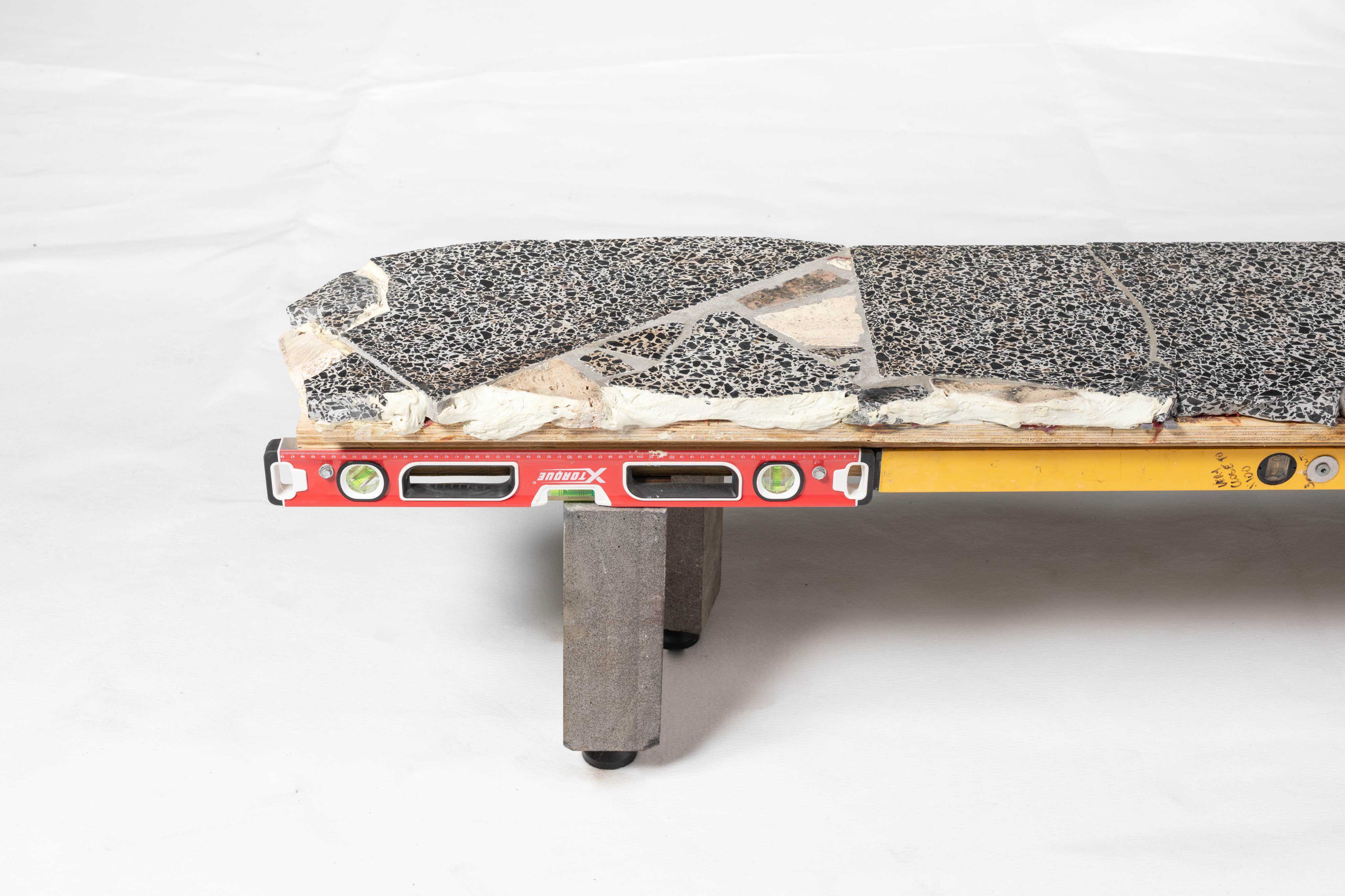 Bench 10 - Image 4